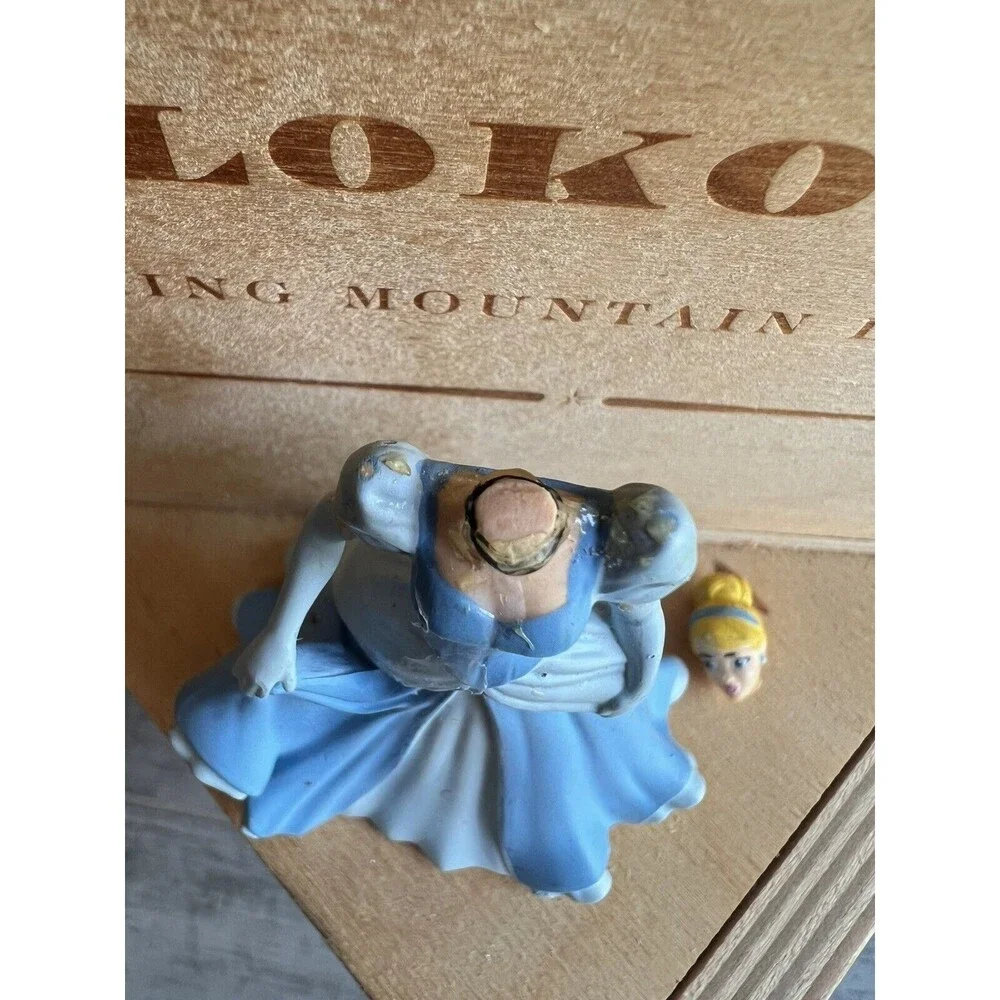 Tonies Audio Character Tonie box Cinderella Figure HEAD BROKEN but WORKS WELL